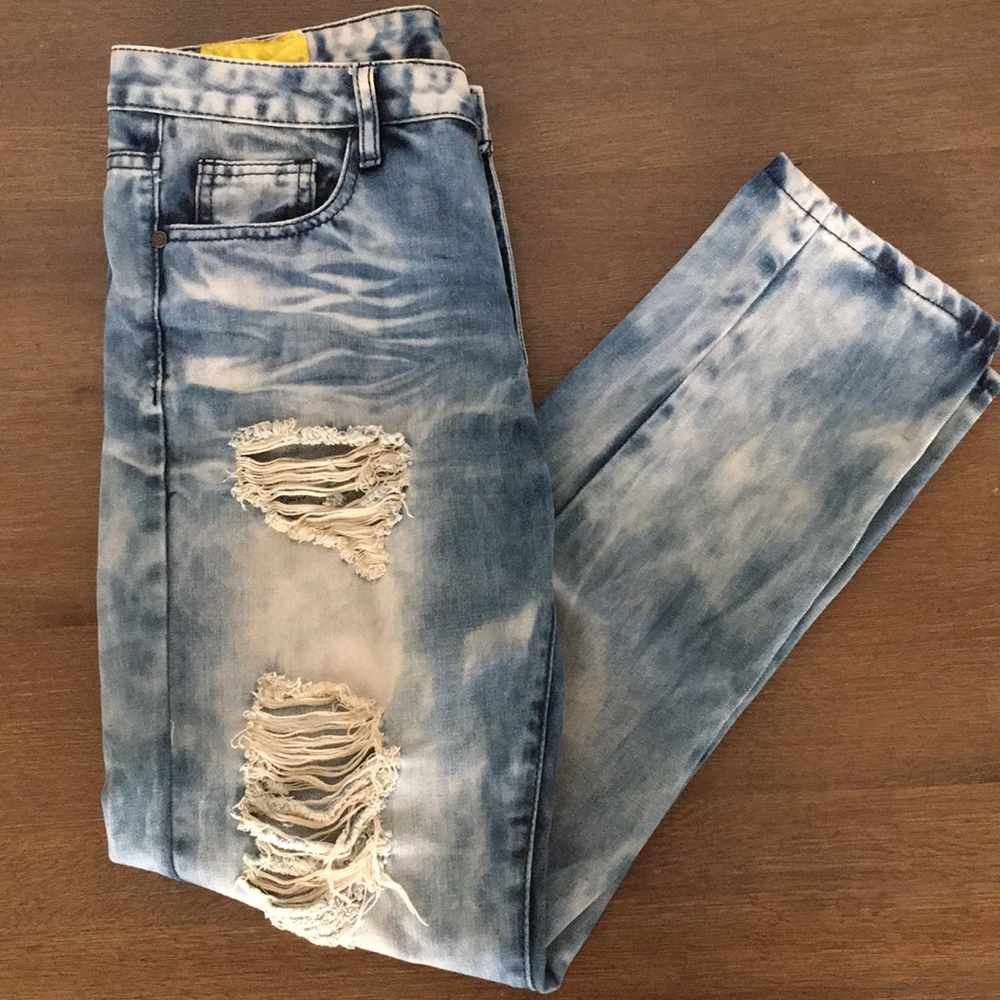 MACHINE DISTRESSED JEANS!!